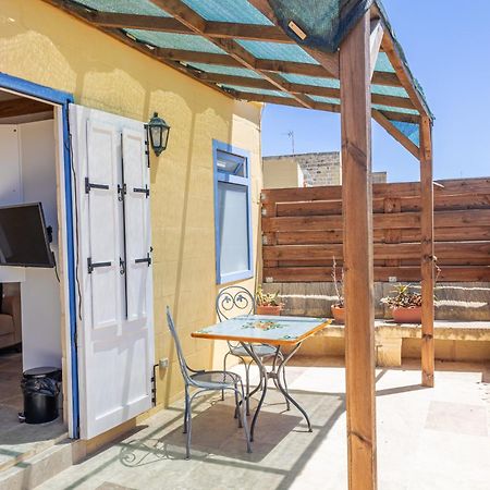 Historic Hideaways - 900 Year Old Converted Studios Victoria Dış mekan fotoğraf