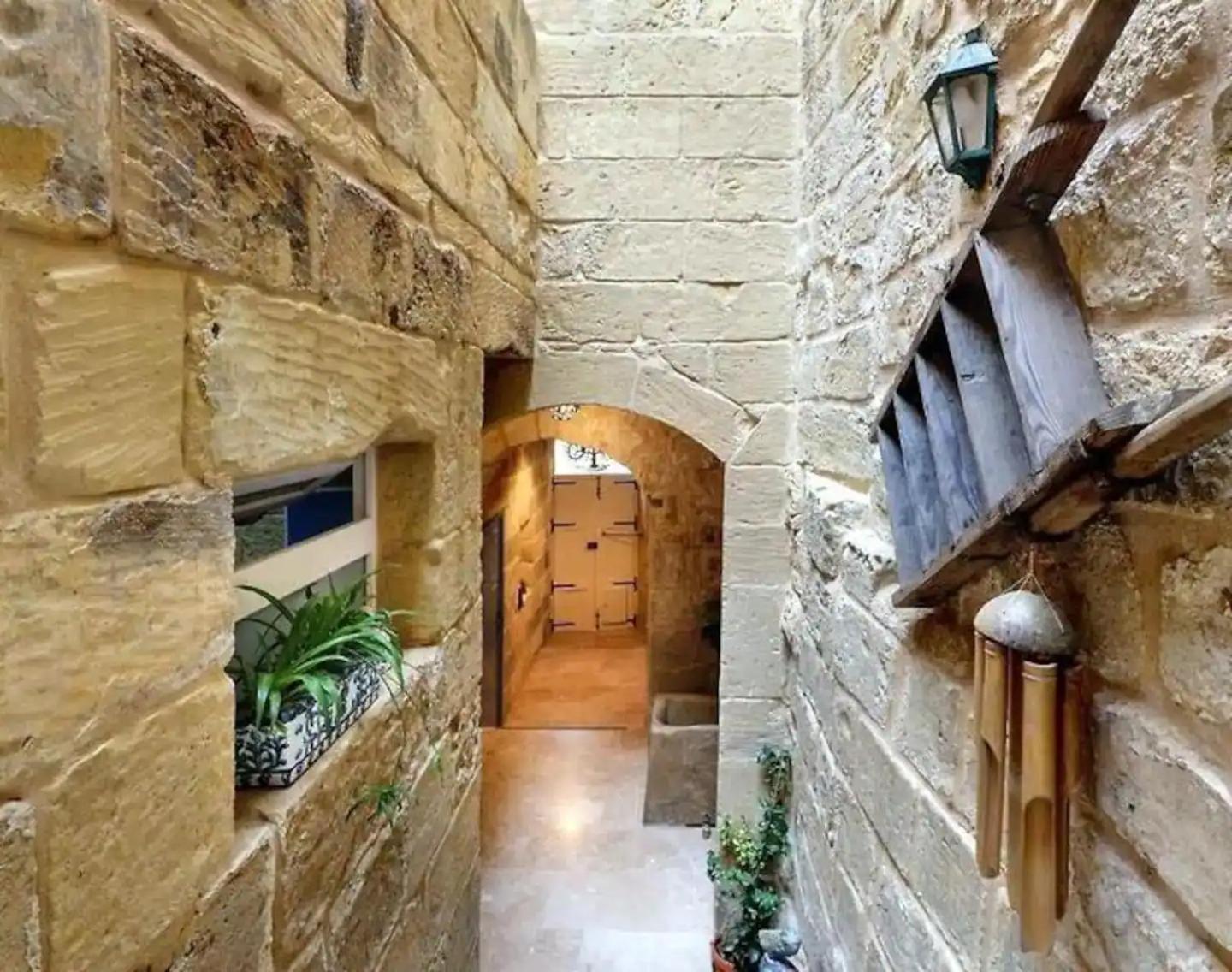 Historic Hideaways - 900 Year Old Converted Studios Victoria Dış mekan fotoğraf