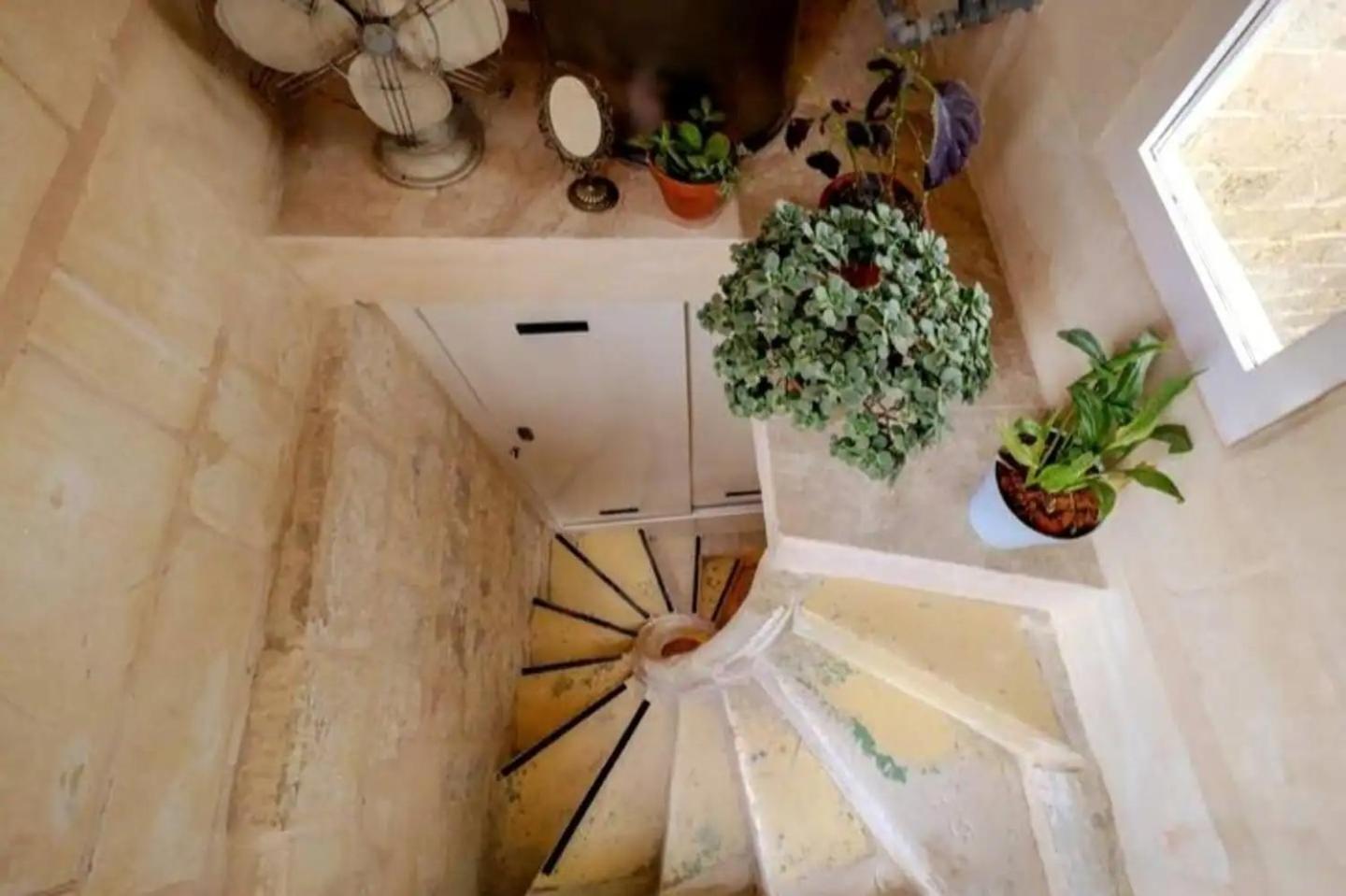 Historic Hideaways - 900 Year Old Converted Studios Victoria Dış mekan fotoğraf