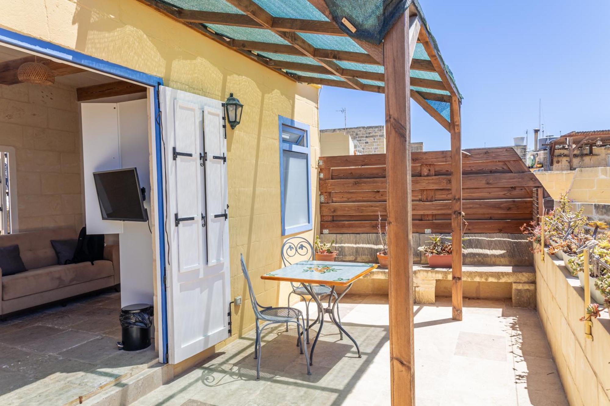 Historic Hideaways - 900 Year Old Converted Studios Victoria Dış mekan fotoğraf